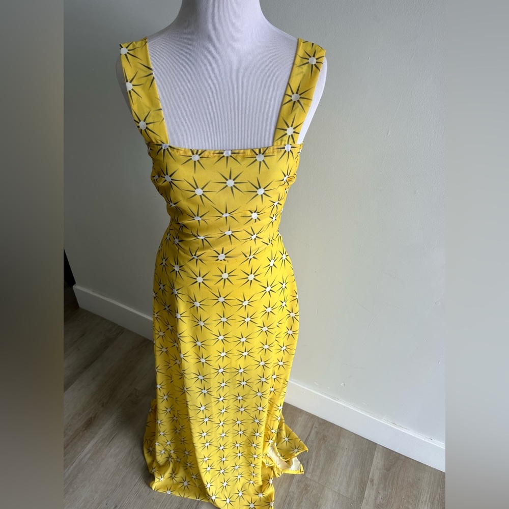 Yellow Maxi Sundress with Square Neck for Weddings